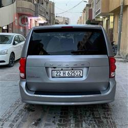 دودج كارافان
